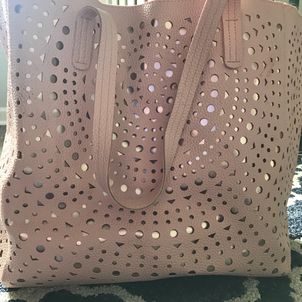 Pink tote